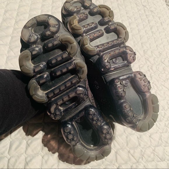 Nike Vapormax Water repellant - US 9 Mens - Picture 4 of 7